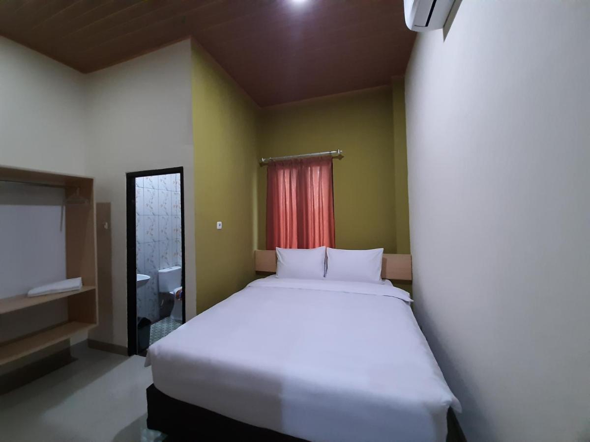 Hotel Sriwijaya 99 Palembang Bagian luar foto